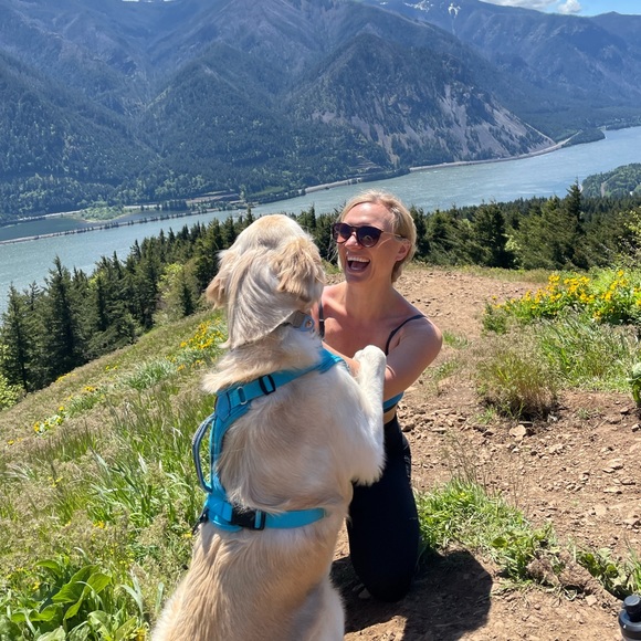 Meet your Posher, Heidi - Picture 1 of 1